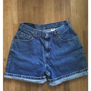 Vintage Levi High Waisted Mom Shorts